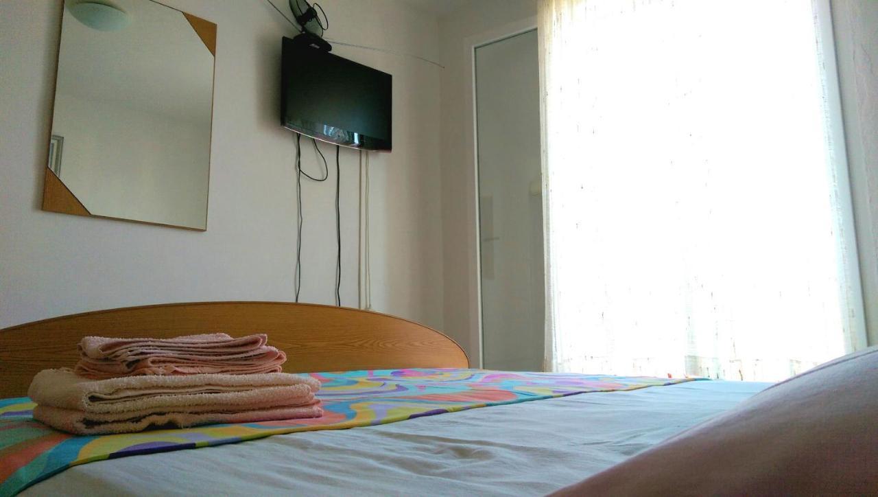 卢卡瓦克Apartman Knezevic公寓 外观 照片